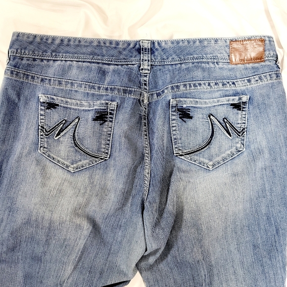 Maurices Plus Size Denim Jeans Womens Size 20 Long - Picture 7 of 9